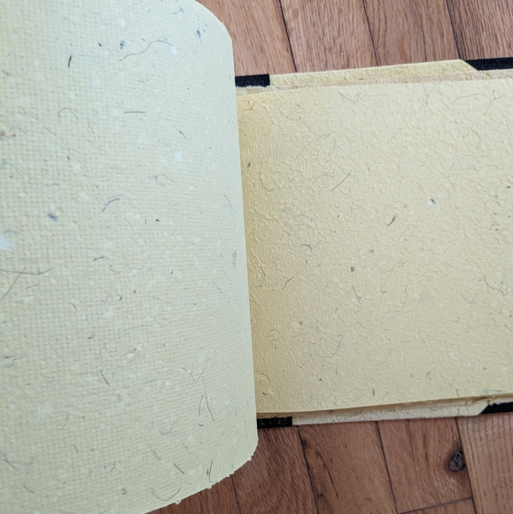 Handmade African book - Picture 5 of 7